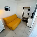 Superbe T2 Face 4est402 아파트