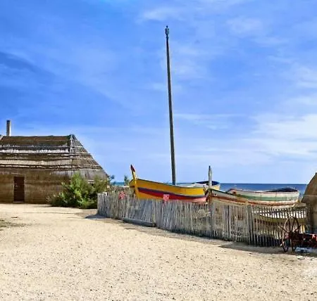 아파트 Superbe T2 Face 4est402 르발카레스